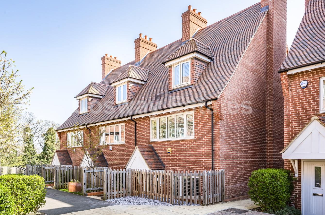 Tommy Flowers Mews, Mill Hill